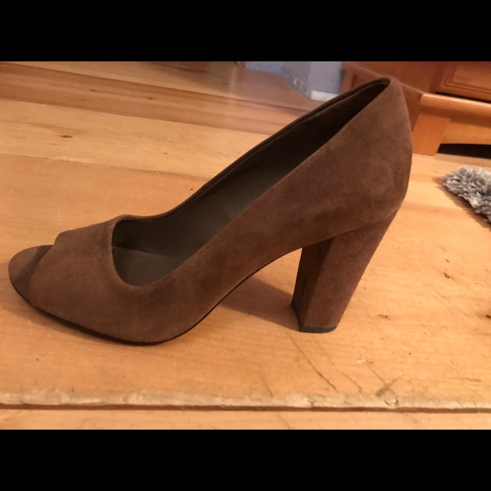 Open toed heels